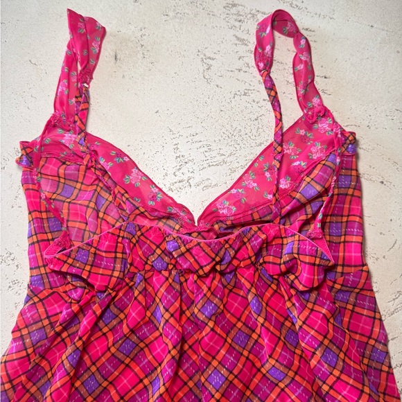 Vintage Victoria’s Secret Y2K Plaid and Floral Babydoll - Picture 5 of 7